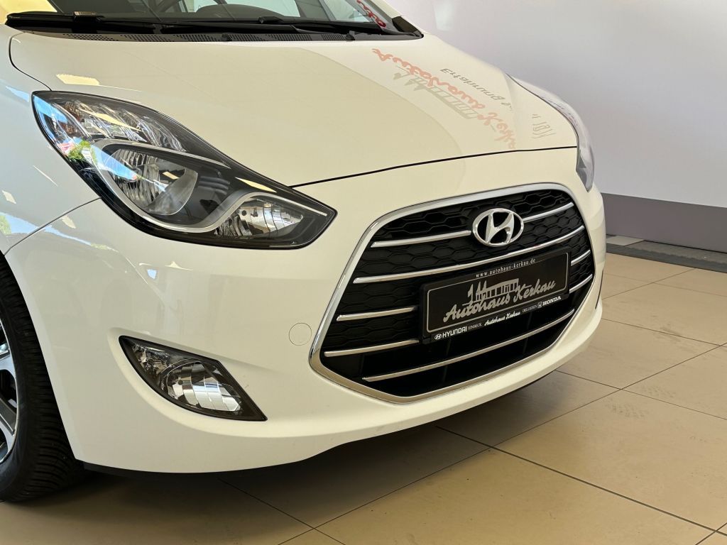 Fahrzeugabbildung Hyundai ix20 1.4 blue Space+Scheckheft+Navi+R.Kam.