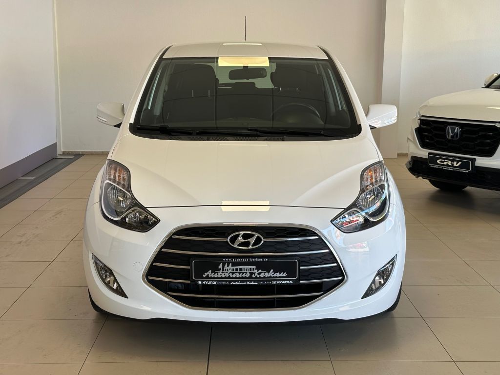 Fahrzeugabbildung Hyundai ix20 1.4 blue Space+Scheckheft+Navi+R.Kam.