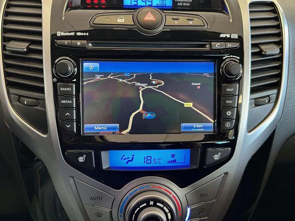 Fahrzeugabbildung Hyundai ix20 1.4 blue Space+Scheckheft+Navi+R.Kam.
