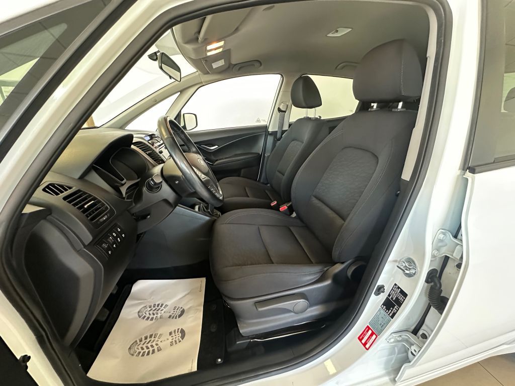 Fahrzeugabbildung Hyundai ix20 1.4 blue Space+Scheckheft+Navi+R.Kam.