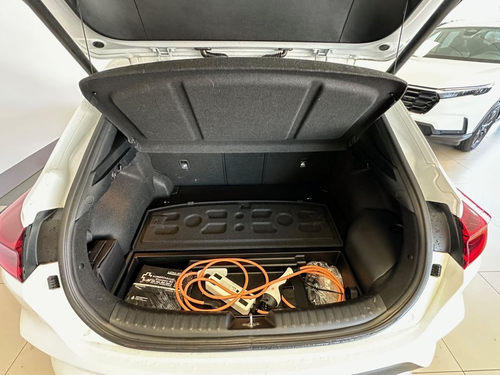 Fahrzeugabbildung Kia XCeed 1.6 GDI PHEV Spirit+Navi+Schiebedch+R.Kam+