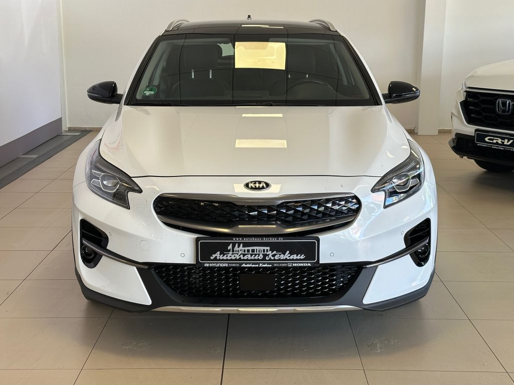 Fahrzeugabbildung Kia XCeed 1.6 GDI PHEV Spirit+Navi+Schiebedch+R.Kam+