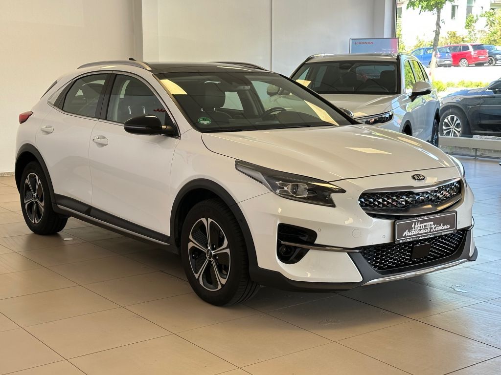 Fahrzeugabbildung Kia XCeed 1.6 GDI PHEV Spirit+Navi+Schiebedch+R.Kam+