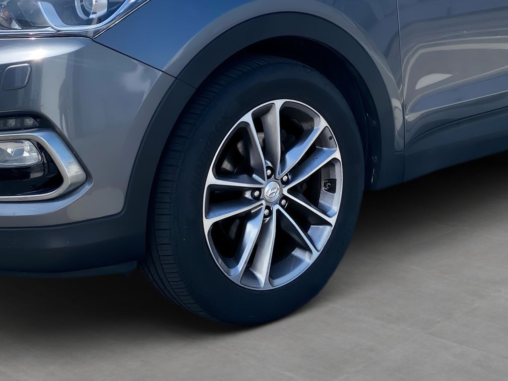 Fahrzeugabbildung Hyundai Santa Fe 2.2 CRDI 4WD Automatik Premium+AHK+8fac
