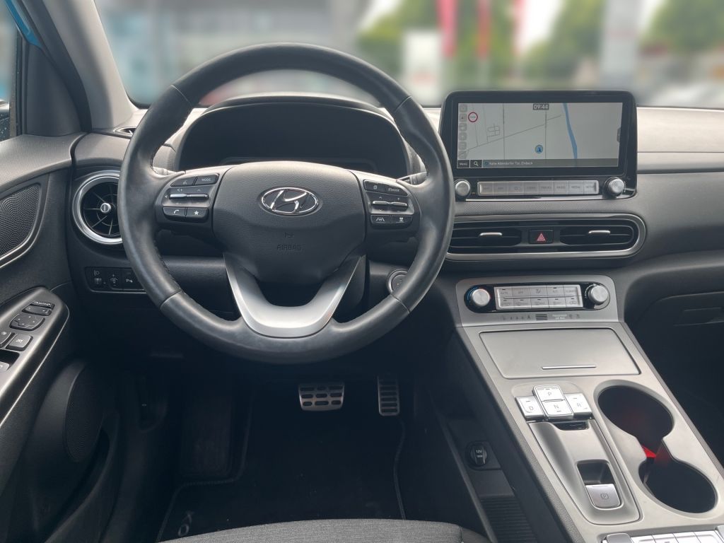 Fahrzeugabbildung Hyundai KONA EV Trend+Krell+Winterräder+Nav+Cam+SHZ