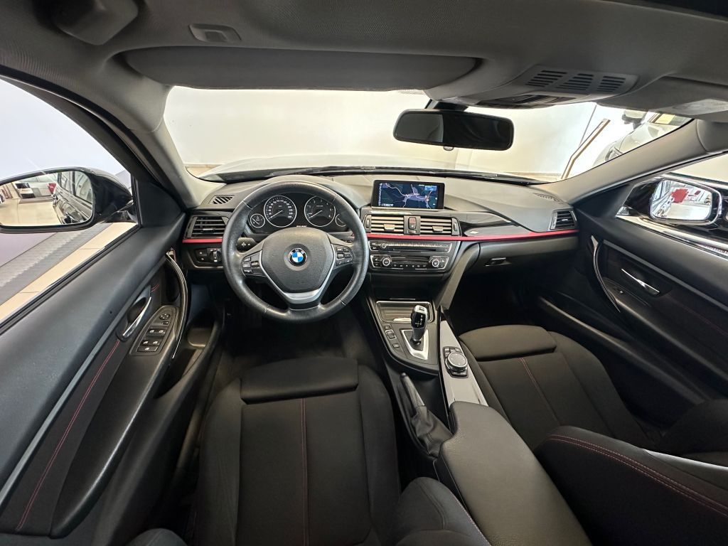 Fahrzeugabbildung BMW 320d Touring Aut. Sport Line
