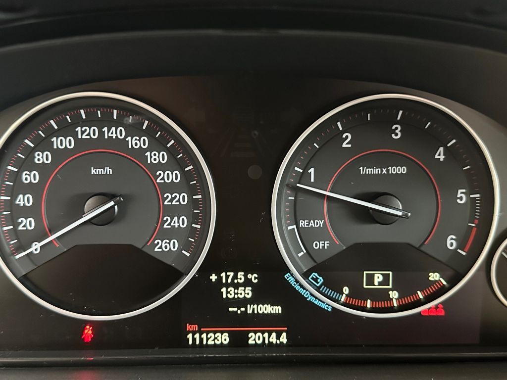 Fahrzeugabbildung BMW 320d Touring Aut. Sport Line
