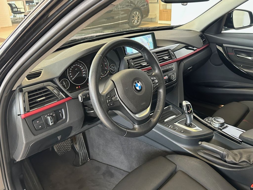 Fahrzeugabbildung BMW 320d Touring Aut. Sport Line