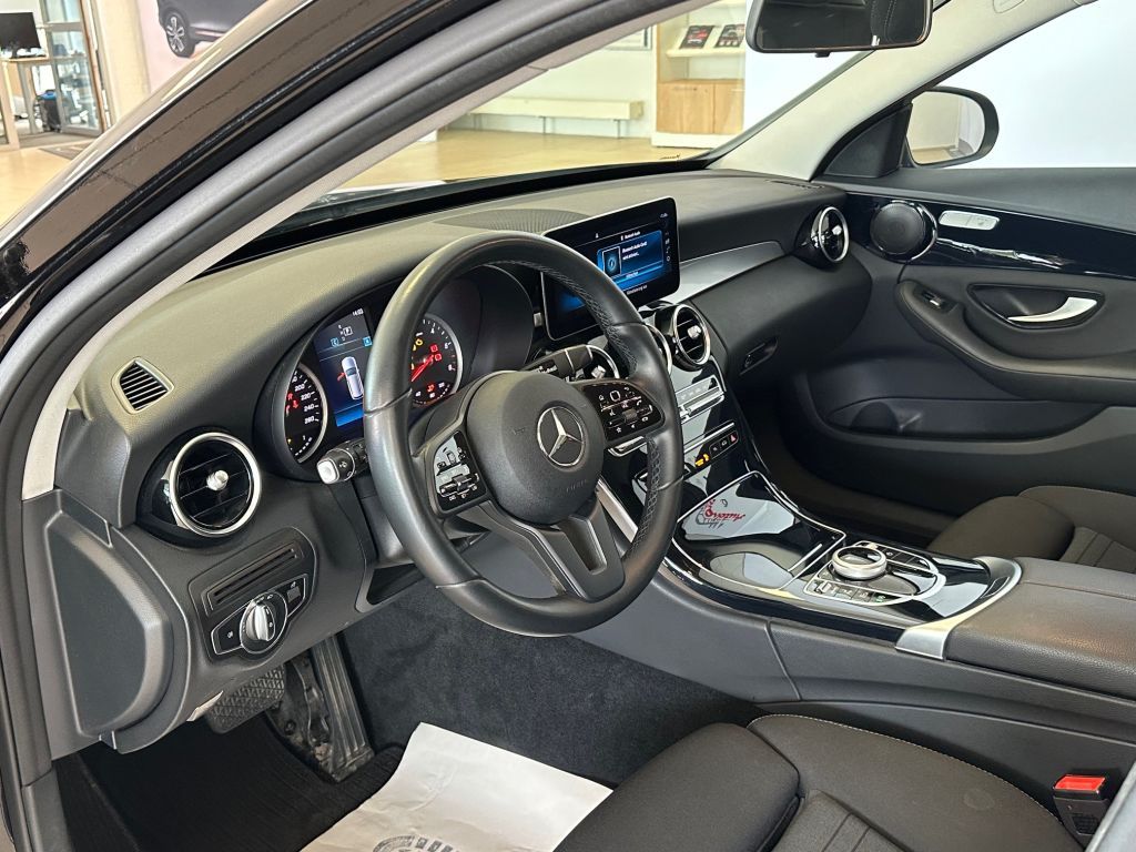 Fahrzeugabbildung Mercedes-Benz C 220 d T 9G-TRONIC+AHK+Business Plus +Carplay+