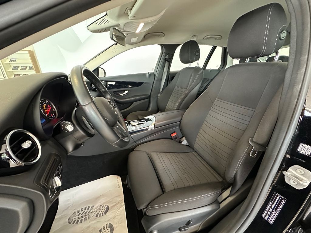 Fahrzeugabbildung Mercedes-Benz C 220 d T 9G-TRONIC+AHK+Business Plus +Carplay+