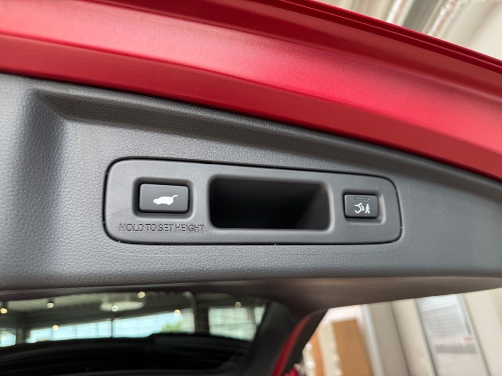 Fahrzeugabbildung Honda CR-V e:HEV 2.0 i-MMD Hybrid AWD Elegance (RS)