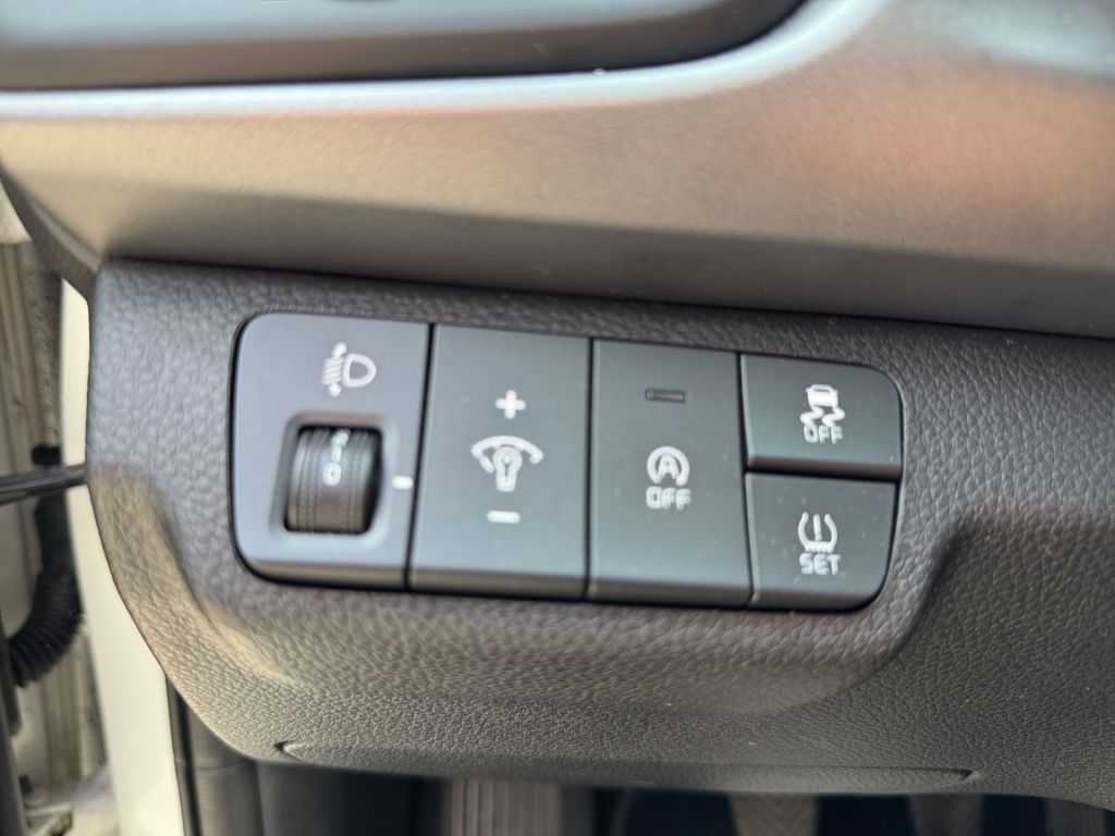 Fahrzeugabbildung Kia Rio 1.2 Edition 7
