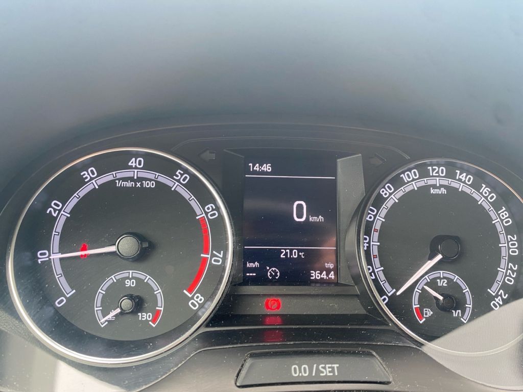 Fahrzeugabbildung SKODA Fabia Combi 1.0 TSI Ambition