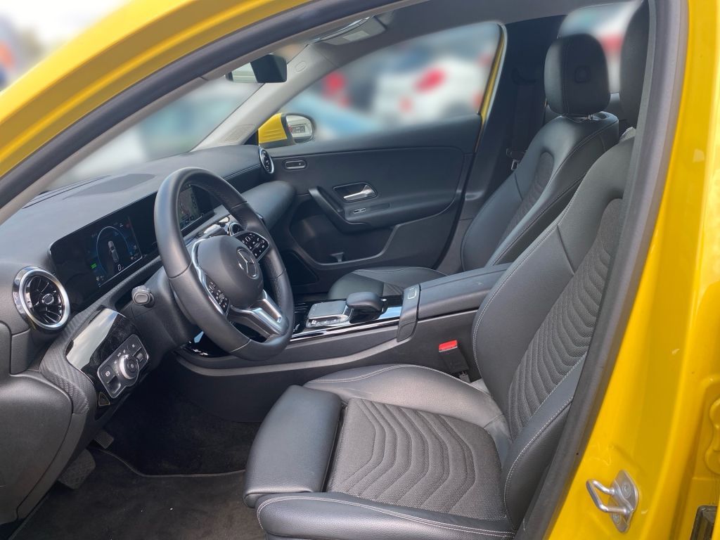 Fahrzeugabbildung Mercedes-Benz A 250 e 8G-DCT Style