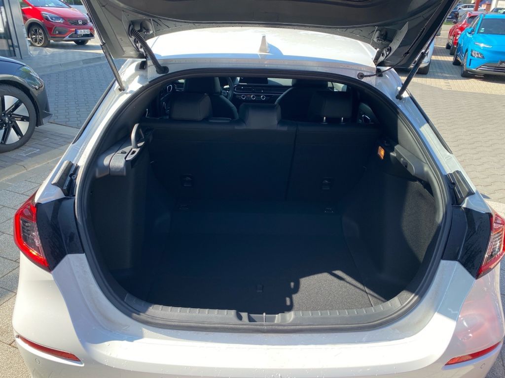 Fahrzeugabbildung Honda Civic e:HEV 2.0 i-MMD Hybrid Sport (FE)
