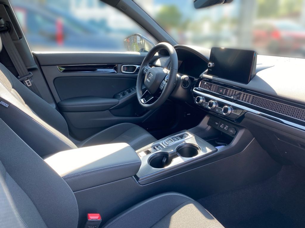 Fahrzeugabbildung Honda Civic e:HEV 2.0 i-MMD Hybrid Sport (FE)