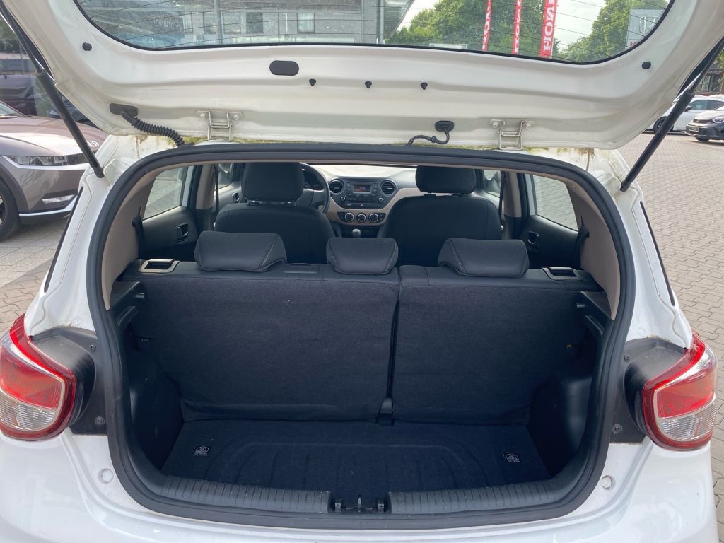 Fahrzeugabbildung Hyundai i10 1.0 Classic Green