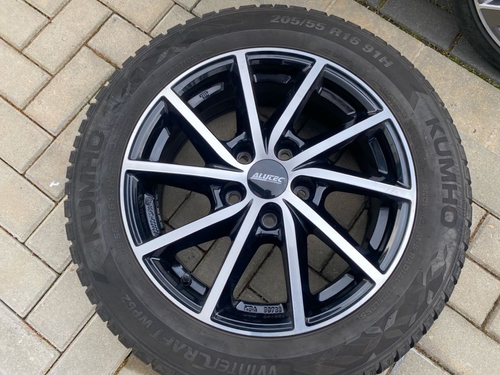 Fahrzeugabbildung Hyundai i30 1.4 T-GDI DCT N-Line +8-fach bereift