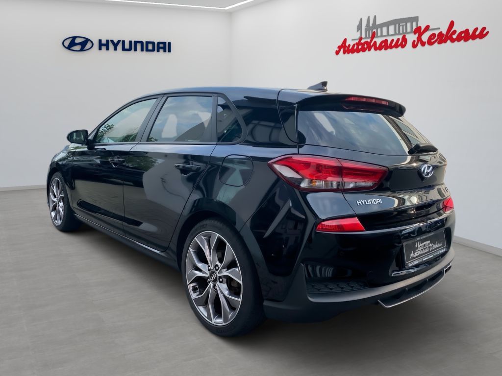 Fahrzeugabbildung Hyundai i30 1.4 T-GDI DCT N-Line +8-fach bereift