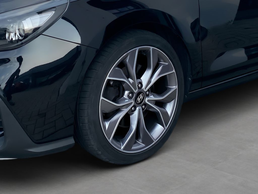 Fahrzeugabbildung Hyundai i30 1.4 T-GDI DCT N-Line +8-fach bereift