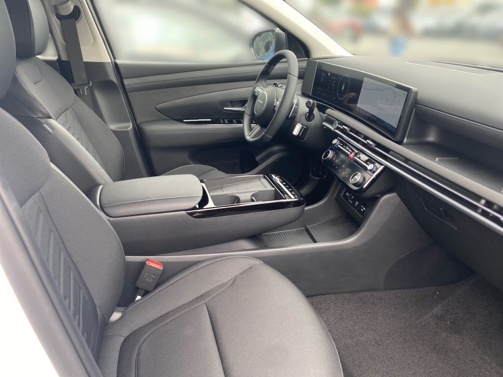 Fahrzeugabbildung Hyundai TUCSON 1.6 CRDi 48V-Hybrid 4WD DCT Trend
