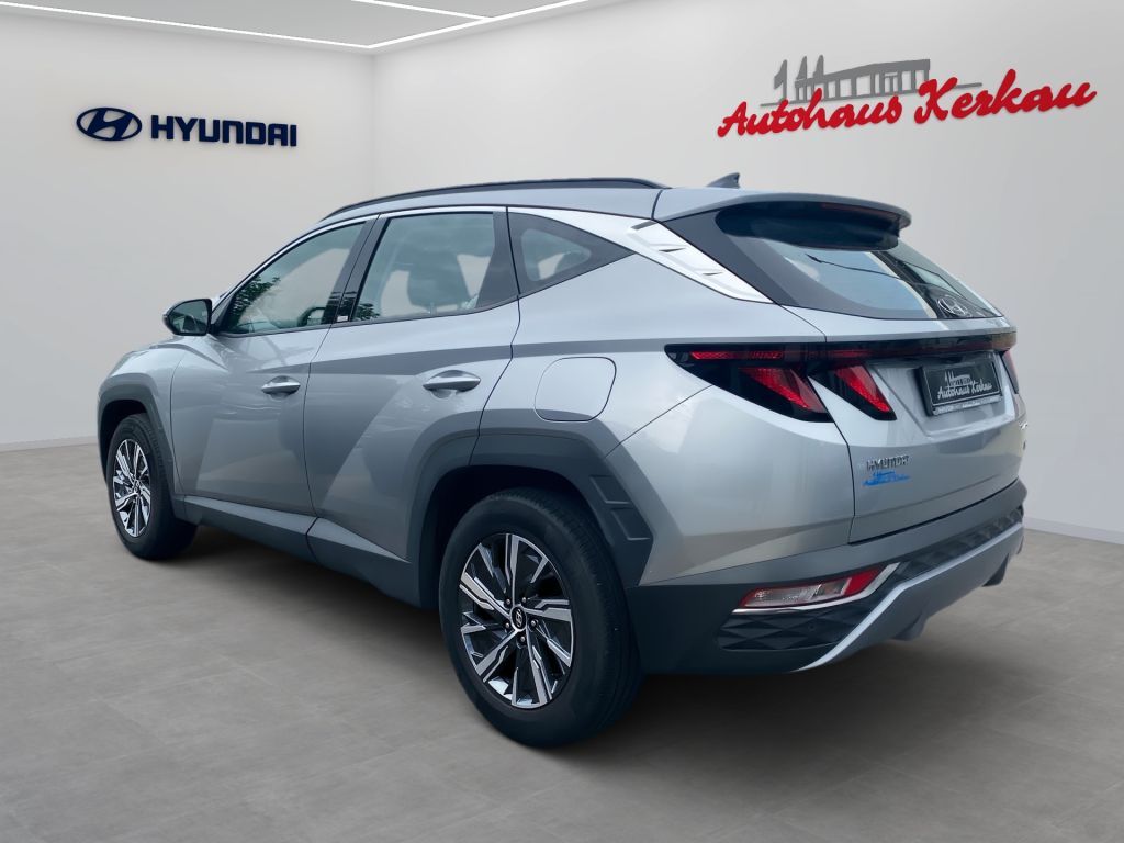 Fahrzeugabbildung Hyundai Tucson 1.6 T-GDi HEV 2WD Select LED+Navi+AHK