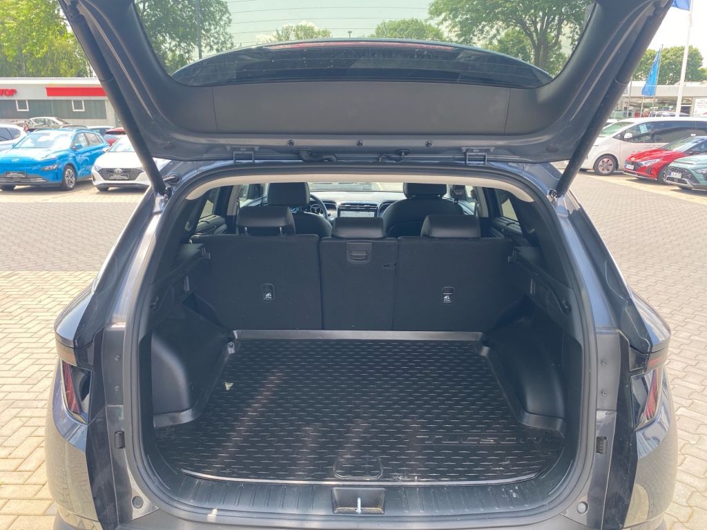 Fahrzeugabbildung Hyundai TUCSON 1.6 T-GDi Plug-in-Hybrid 4WD Prime