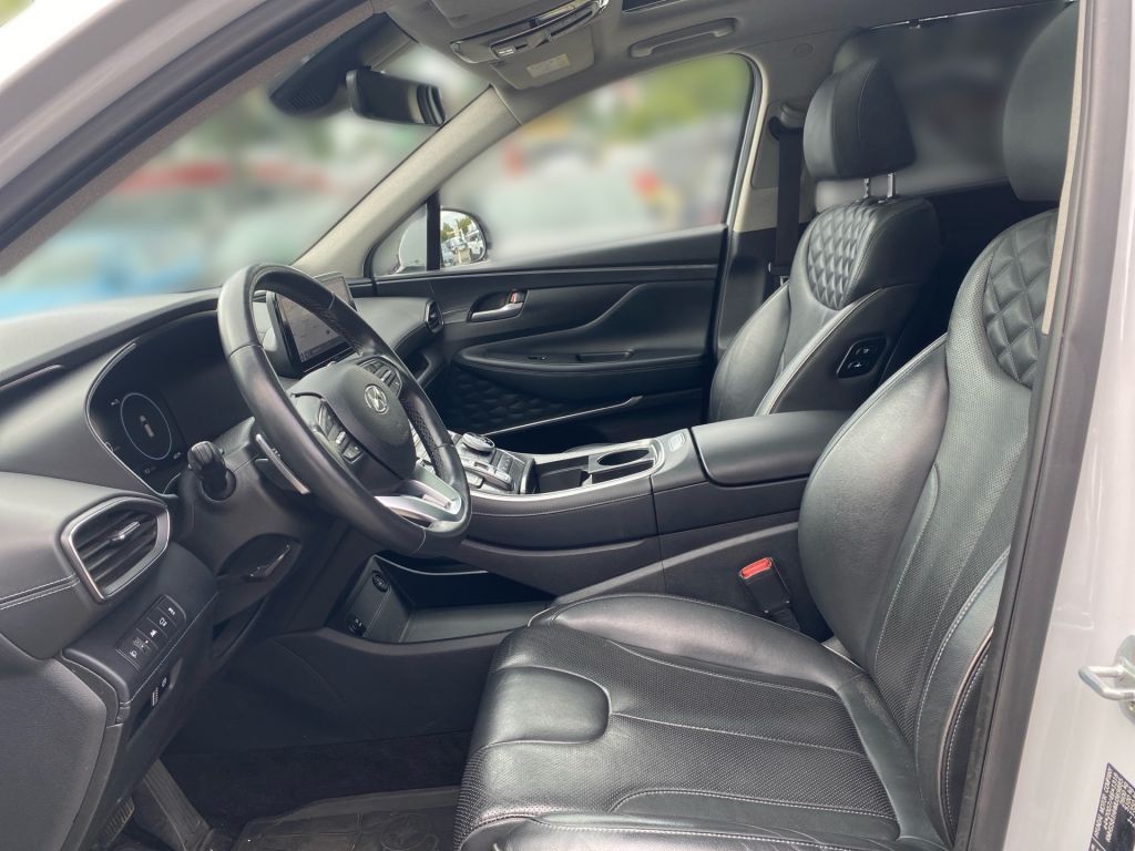Fahrzeugabbildung Hyundai SANTA FE 2.2 CRDi 4WD+Prime+7Sitzer+2,5T Zugl.