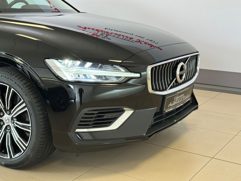 Fahrzeugabbildung Volvo V60 T6 AWD Recharge Inscription Expression