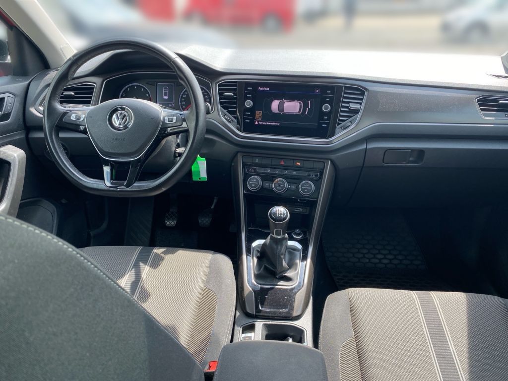 Fahrzeugabbildung Volkswagen T-Roc 1.5 TSI ACT OPF Style+Winterräder