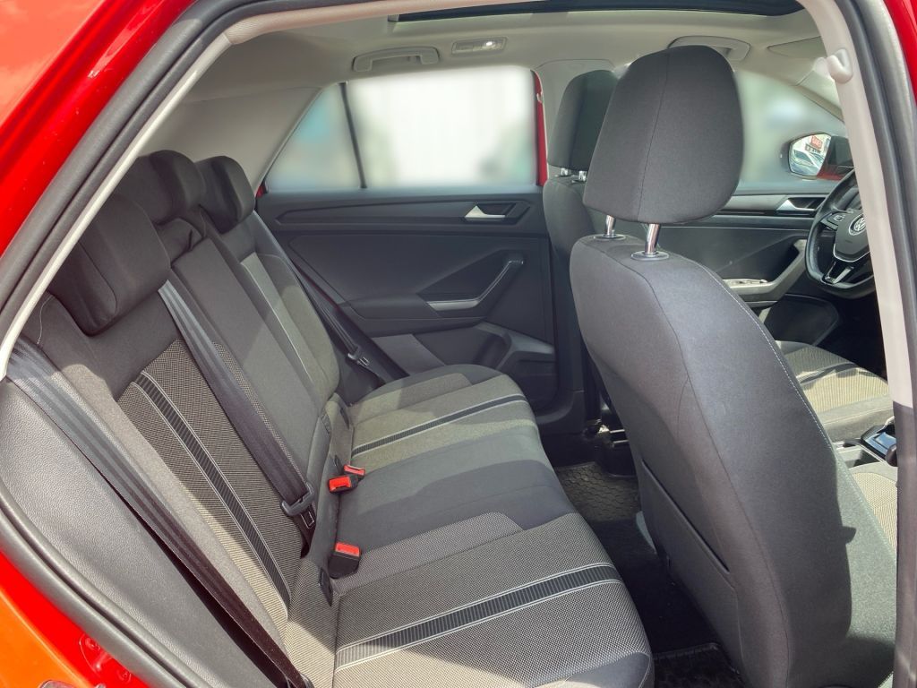 Fahrzeugabbildung Volkswagen T-Roc 1.5 TSI ACT OPF Style+Winterräder