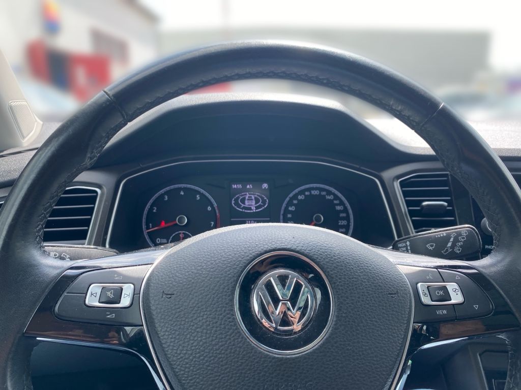 Fahrzeugabbildung Volkswagen T-Roc 1.5 TSI ACT OPF Style+Winterräder