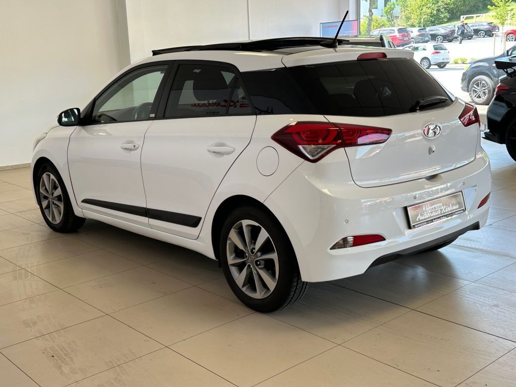 Fahrzeugabbildung Hyundai i20 blue 1.0 T-GDI Passion+R.Kamera+Navi+Panoram