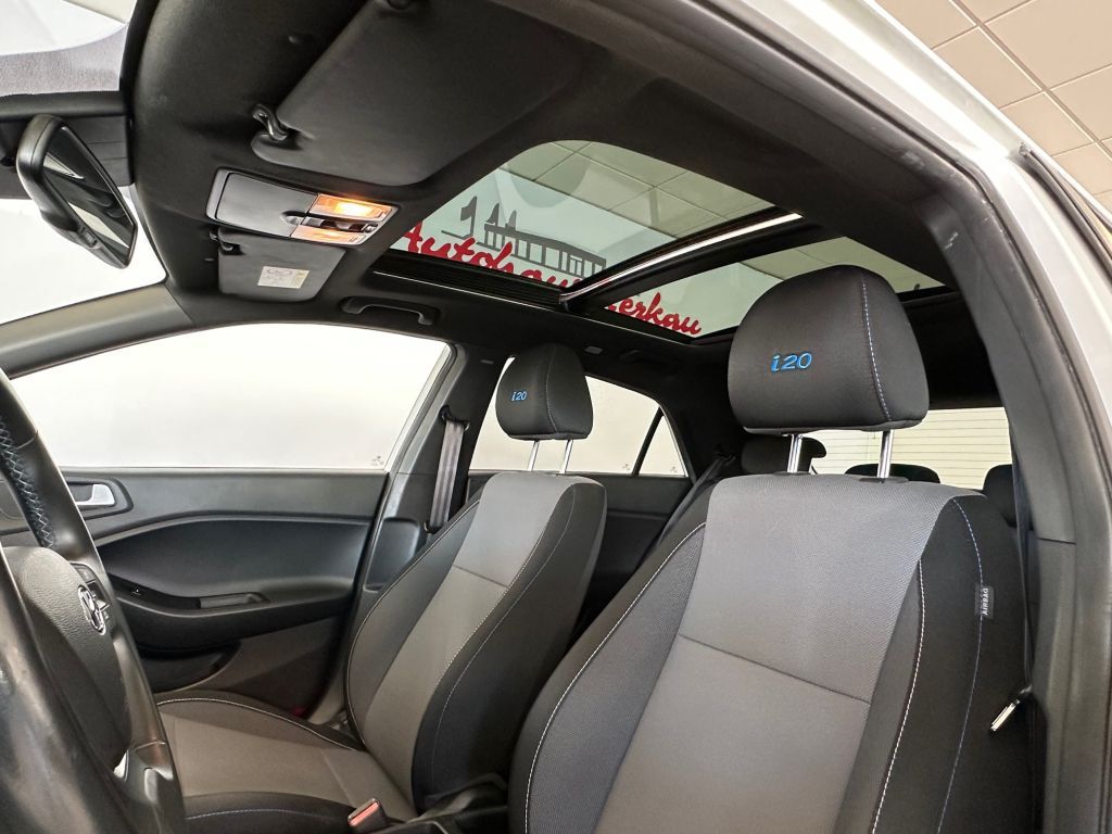 Fahrzeugabbildung Hyundai i20 blue 1.0 T-GDI Passion+R.Kamera+Navi+Panoram