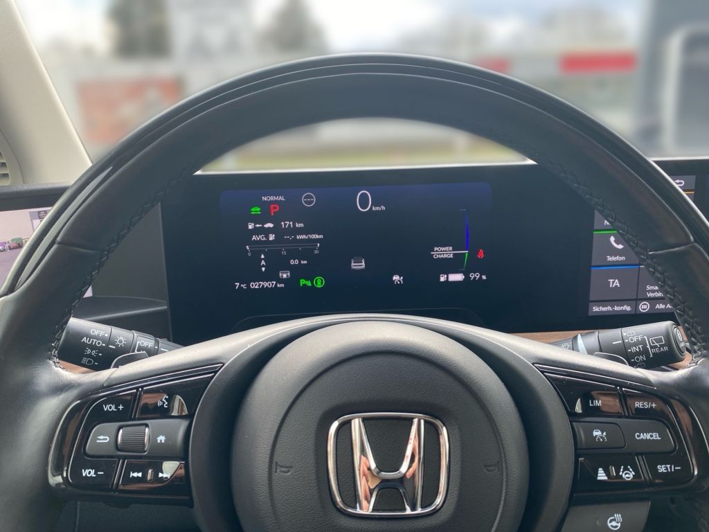 Fahrzeugabbildung Honda Honda e Advance-Paket