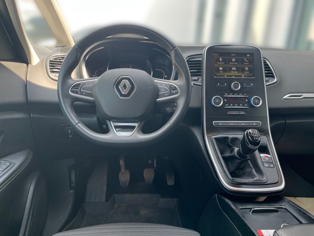 Fahrzeugabbildung Renault Grand Scenic BLUE dCi 120 BUSINESS EDITION