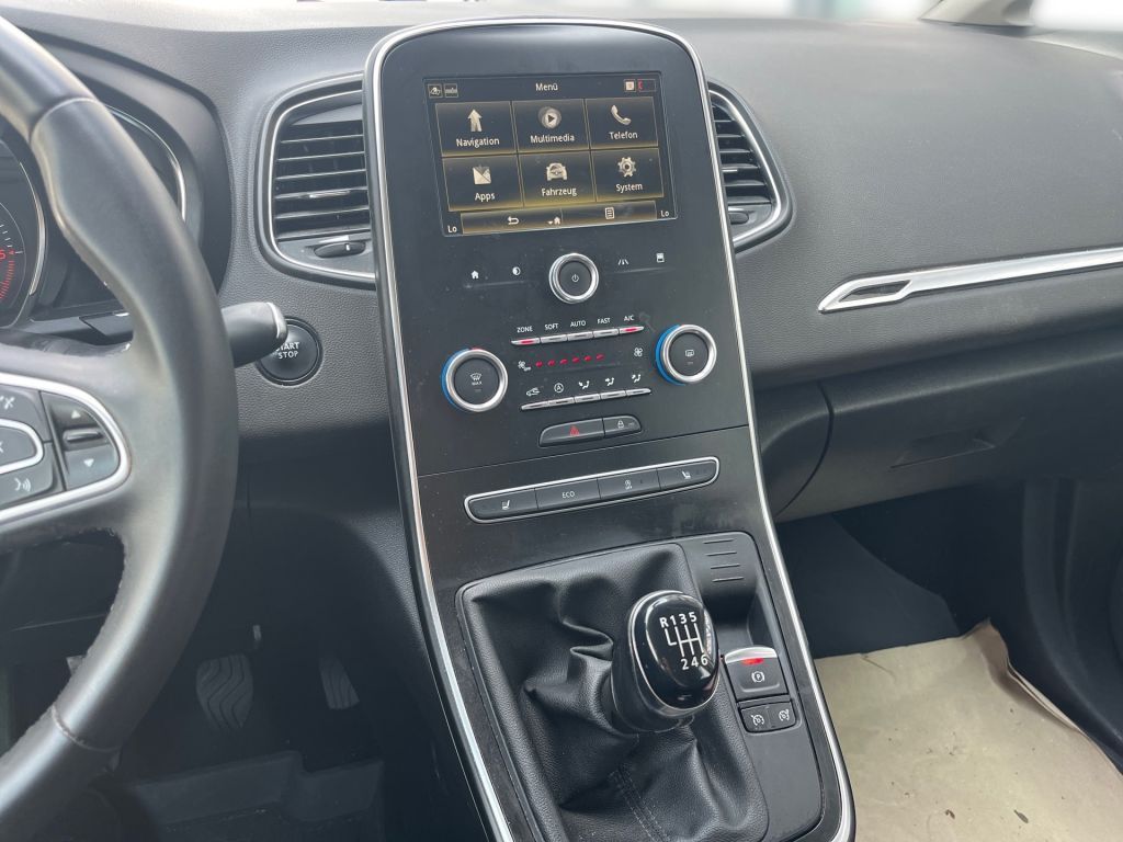 Fahrzeugabbildung Renault Grand Scenic BLUE dCi 120 BUSINESS EDITION