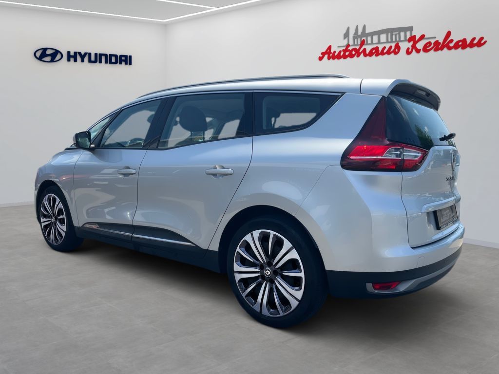Fahrzeugabbildung Renault Grand Scenic BLUE dCi 120 BUSINESS EDITION