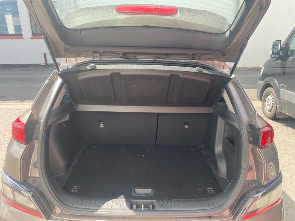 Fahrzeugabbildung Hyundai KONA EV Select