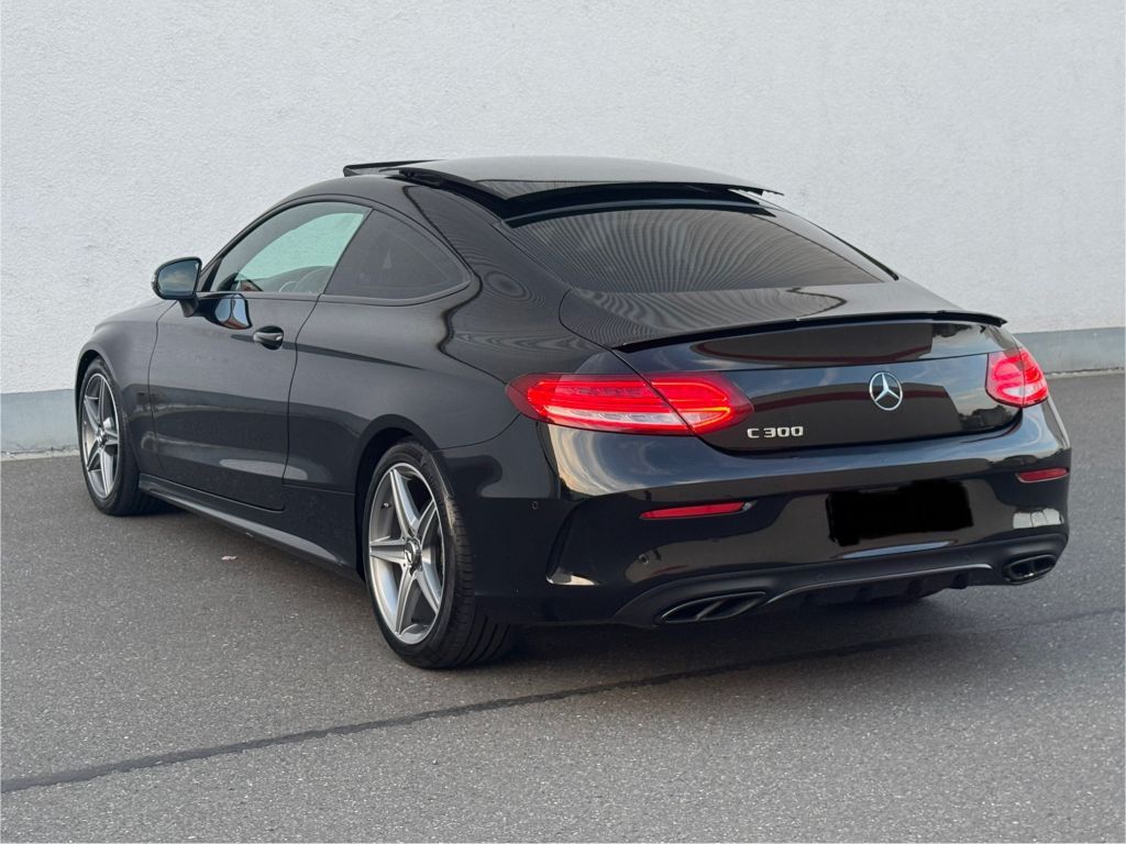 Fahrzeugabbildung Mercedes-Benz C 300 Coupe AMG Line +Night P.+HUD+ Pano+8fach b