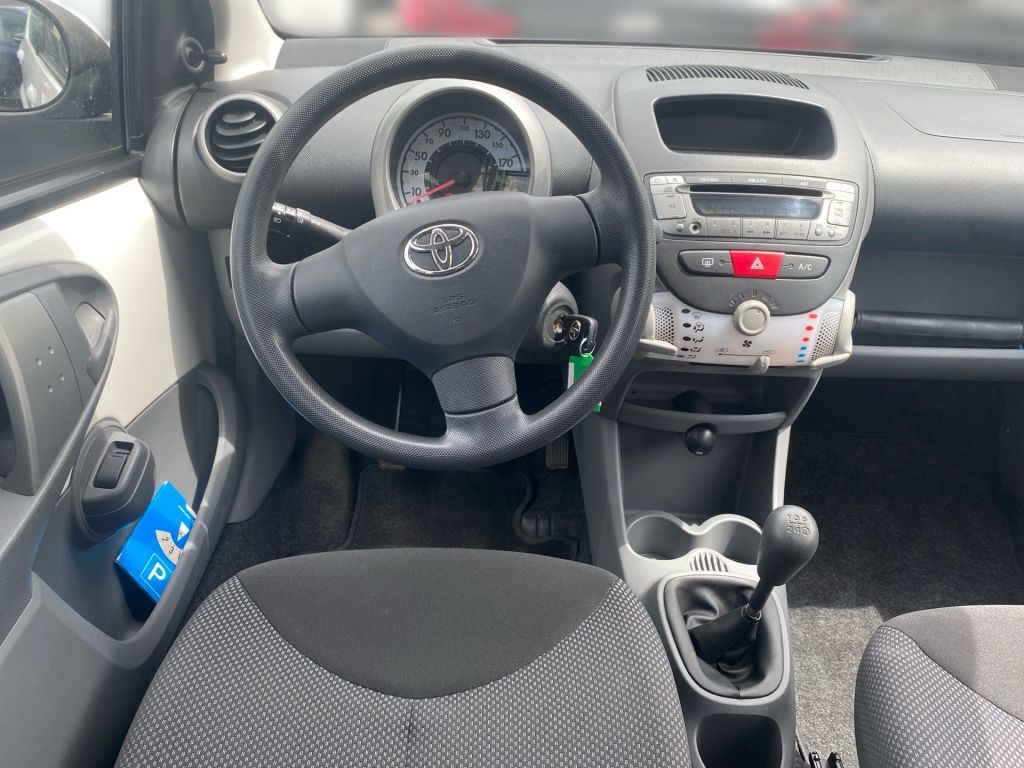 Fahrzeugabbildung Toyota Aygo Cool +Alwetterreifen+ WKRS+ Klima