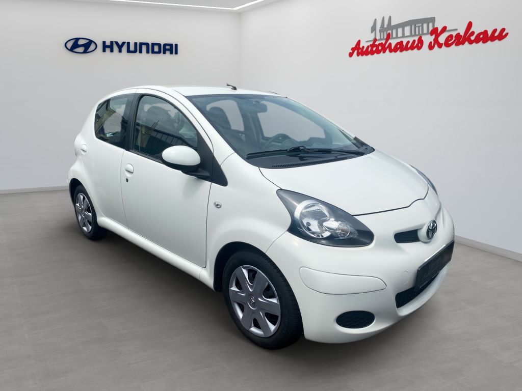 Fahrzeugabbildung Toyota Aygo Cool +Alwetterreifen+ WKRS+ Klima