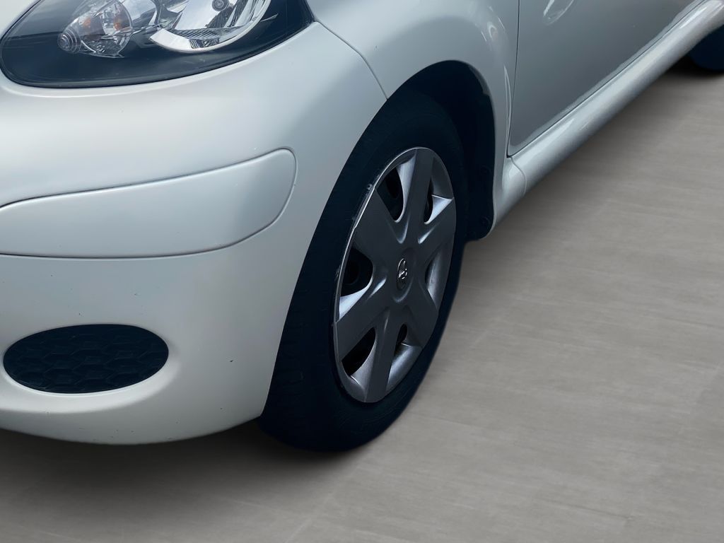 Fahrzeugabbildung Toyota Aygo Cool +Alwetterreifen+ WKRS+ Klima