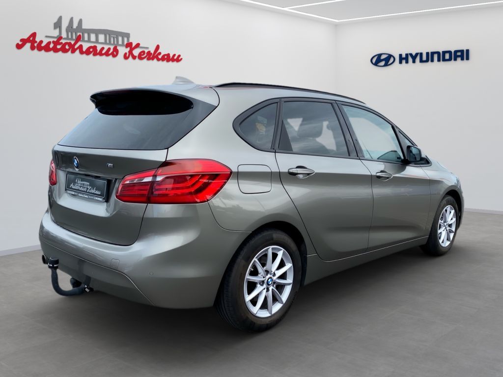 Fahrzeugabbildung BMW 218d Active Tourer Advantage+NAV+AHK+CAM+LED+