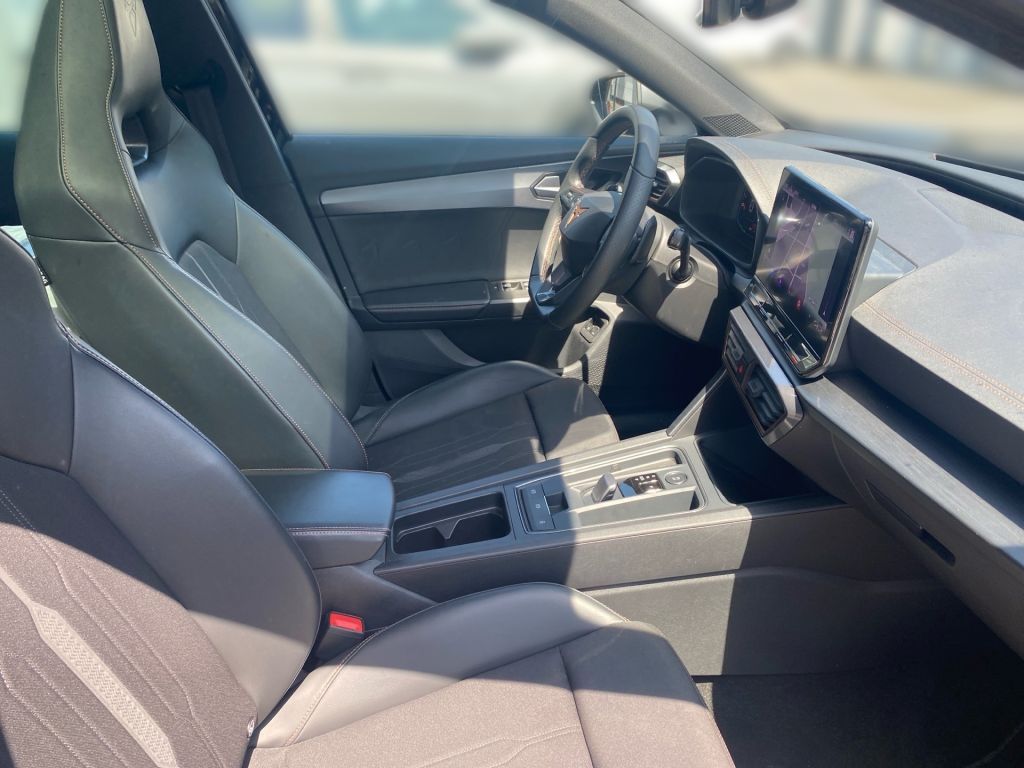 Fahrzeugabbildung CUPRA Formentor VZ 1.4 e-Hybrid +Pano+AHK+360°Kamera+
