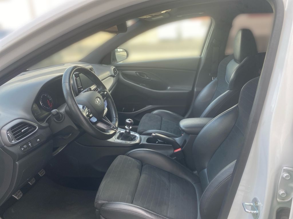Fahrzeugabbildung Hyundai i30 2.0 T-GDI N Performance +Pano+Komfort-P.+Nav