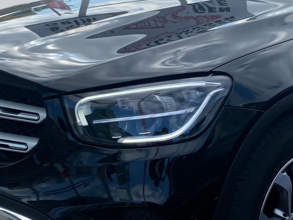 Fahrzeugabbildung Mercedes-Benz GLC 220 d 4Matic +Business Paket+LED+Carplay+