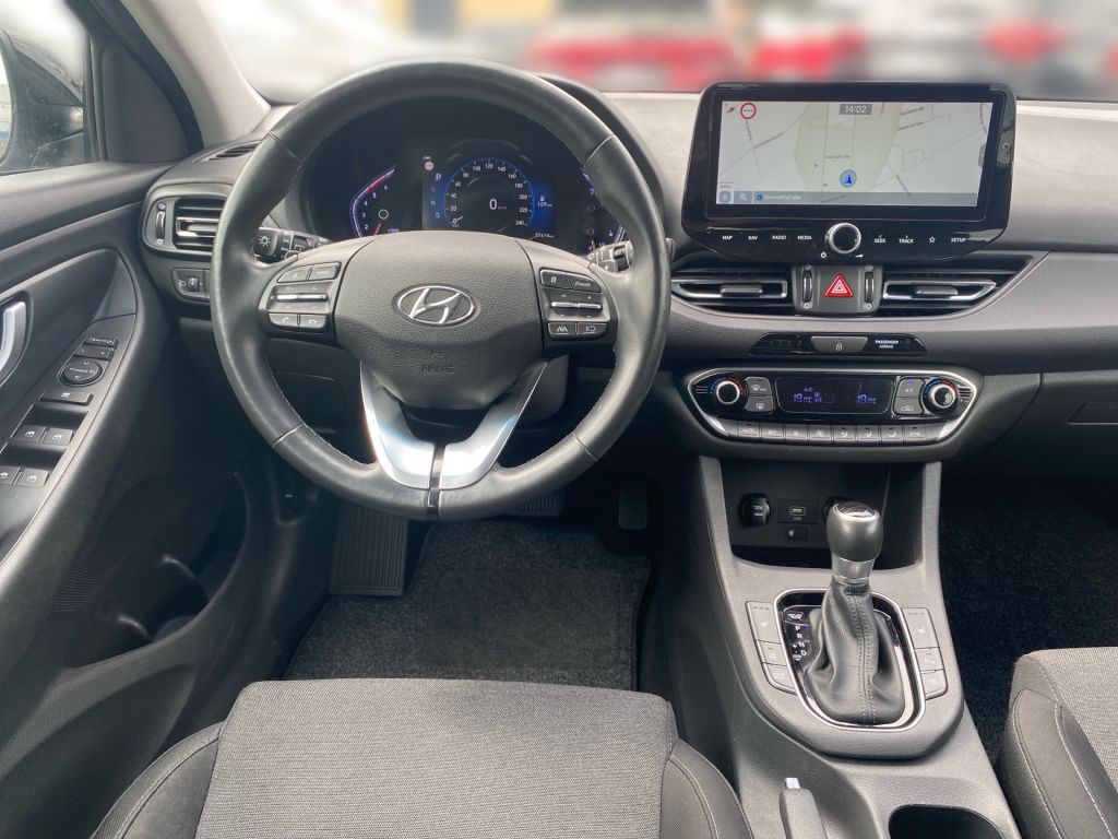 Fahrzeugabbildung Hyundai i30 Kombi 1.6 CRDI DCT EDITION 30+   /AHK