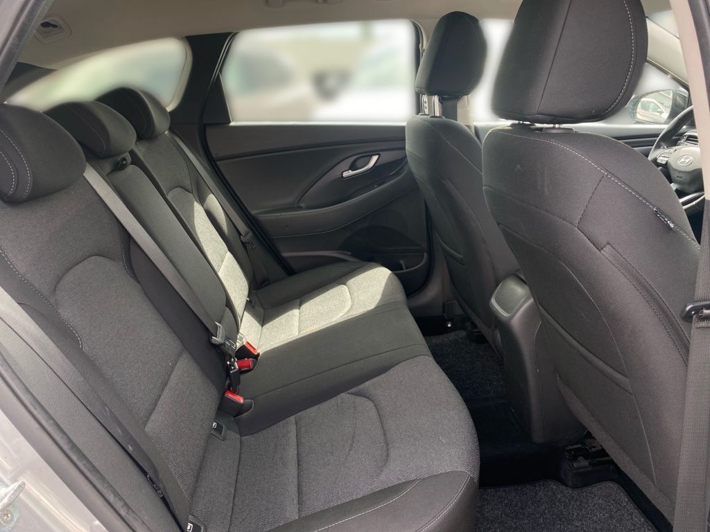 Fahrzeugabbildung Hyundai i30 Kombi 1.6 CRDI DCT EDITION 30+   /AHK