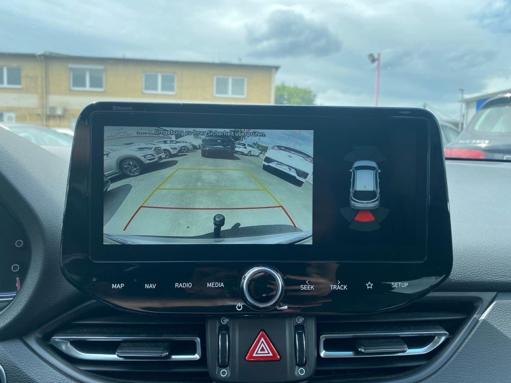 Fahrzeugabbildung Hyundai i30 Kombi 1.6 CRDI DCT EDITION 30+   /AHK